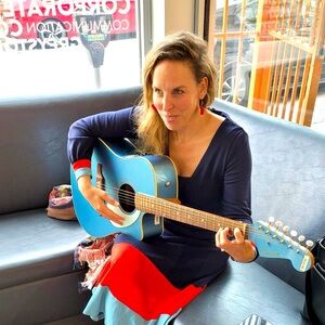 Meet your Posher, Nadine